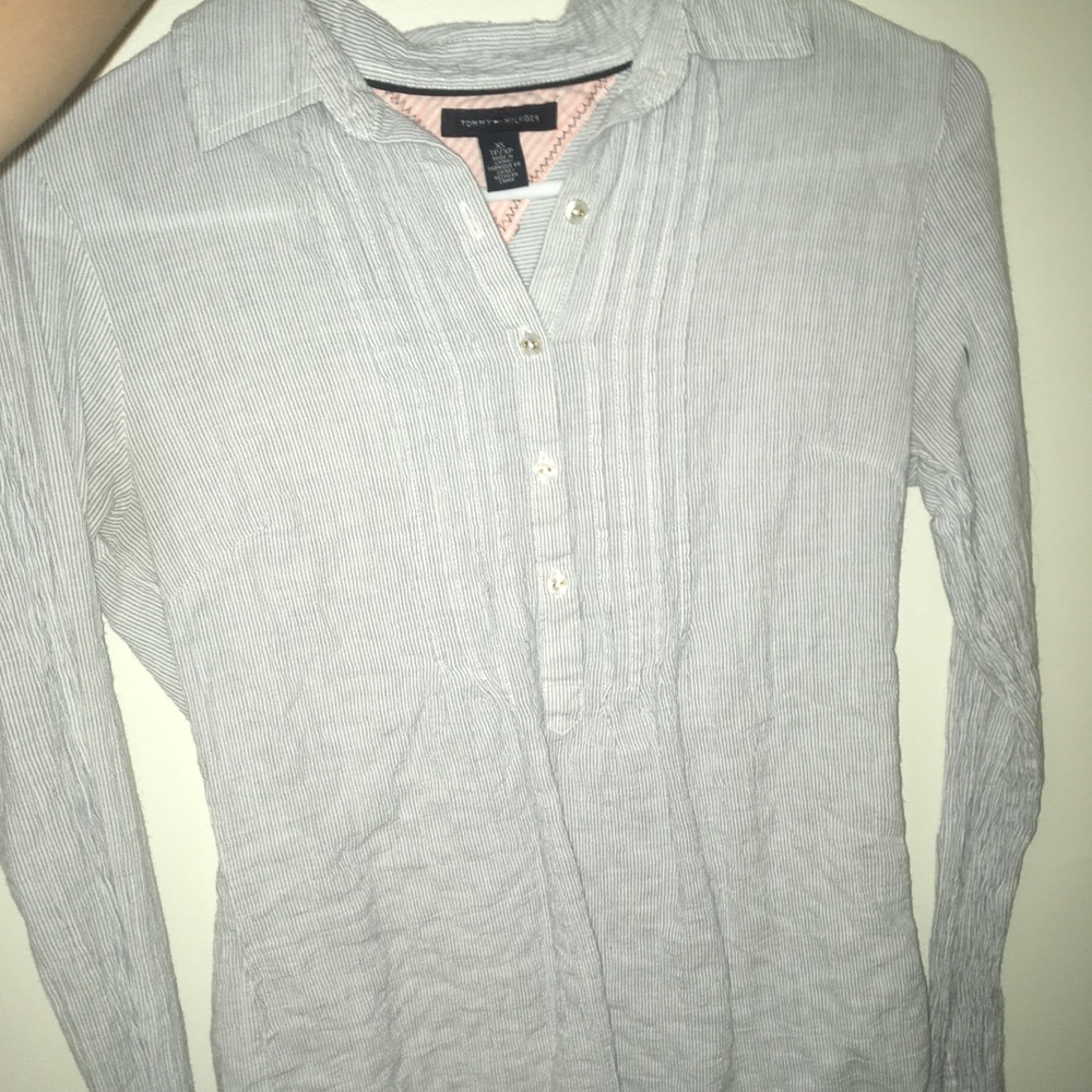 tom hilfiger button down shirt